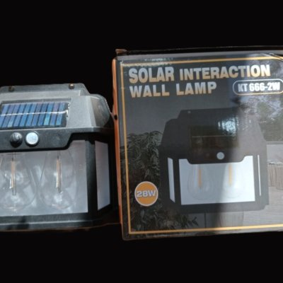 GENERIC LAMPE MURAL SOLAIRE AVEC DETECTEUR DE MOUVEMENT